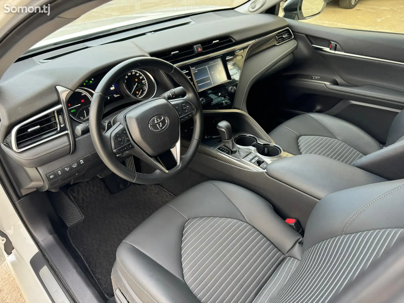 Toyota Camry, 2019-12