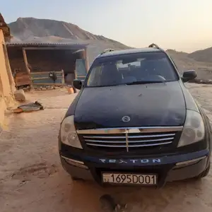 Ssang Yong Rexton, 2004