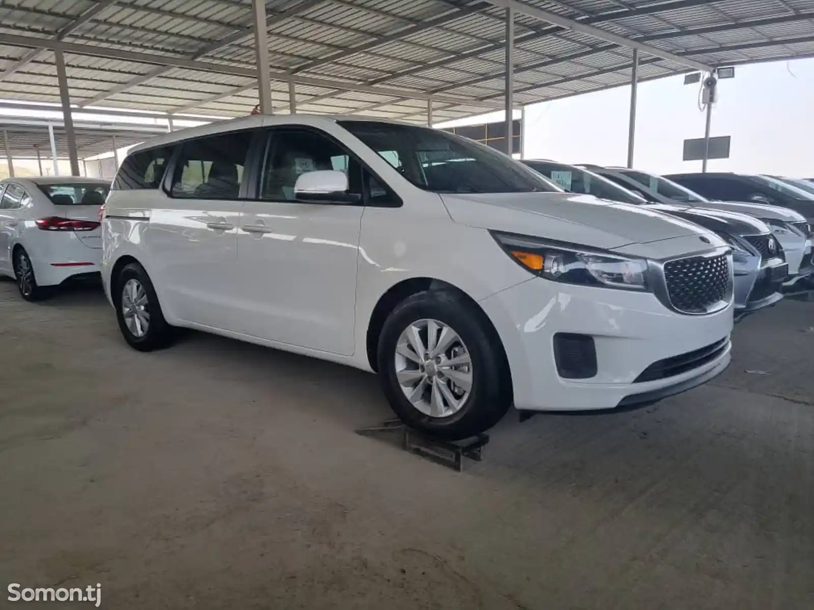 Kia Sedona, 2014-2