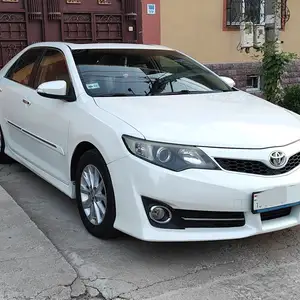 Toyota Camry, 2012