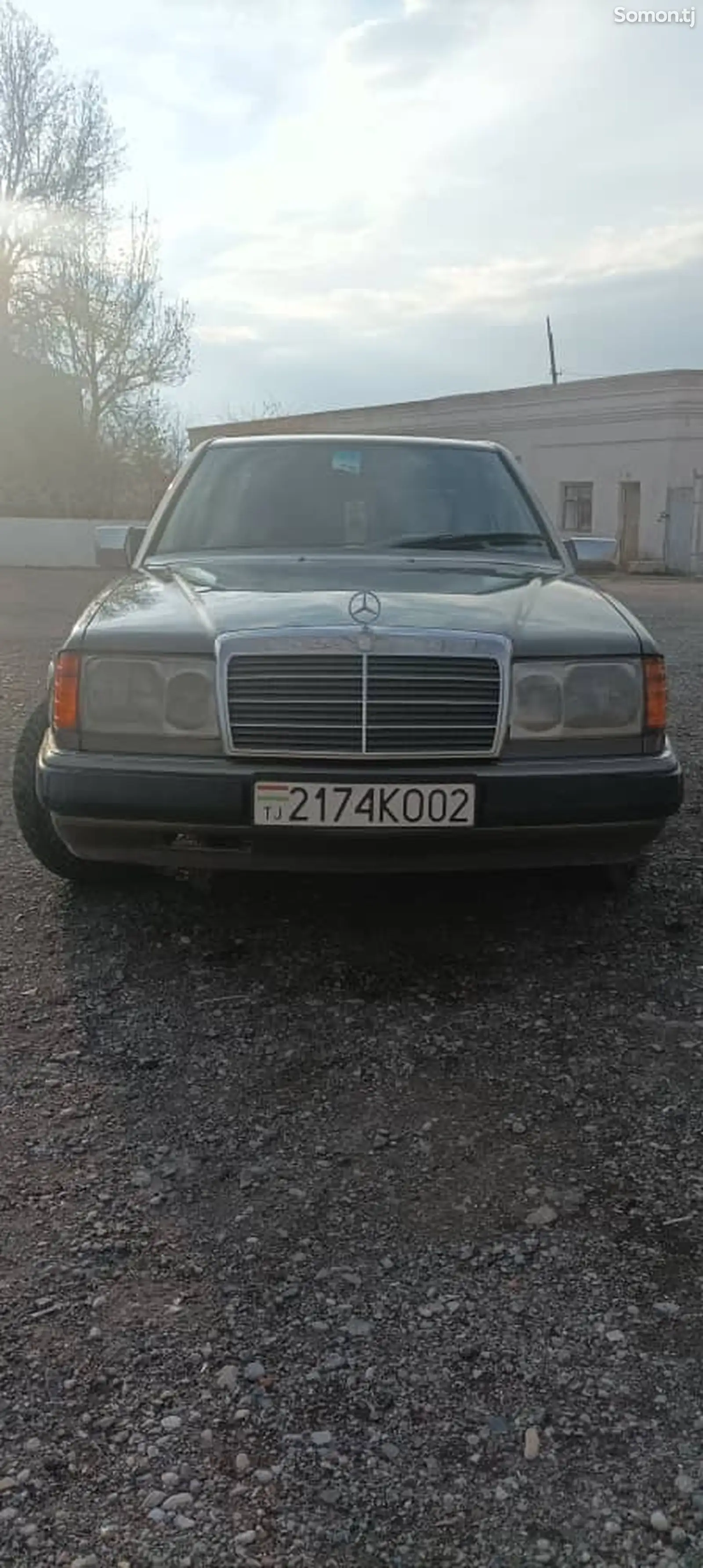 Mercedes-Benz W124, 1989-1