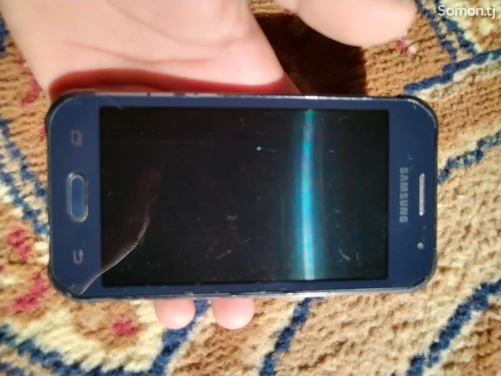 Samsung Galaxy J1 Ace-4