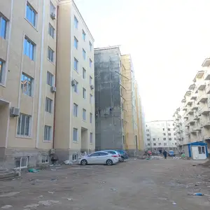 2-комн. квартира, Цокольный этаж, 73 м², 8 мкр