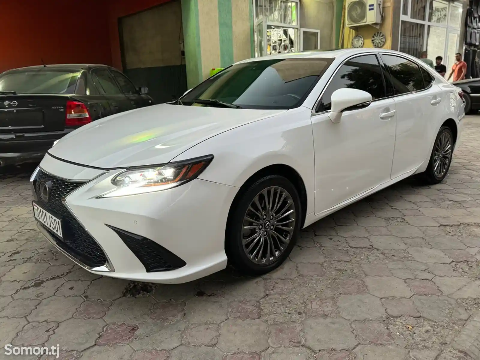 Lexus ES series, 2014-4