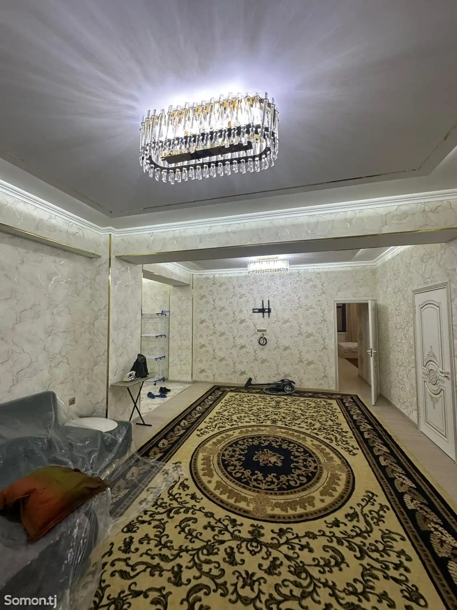 4-комн. квартира, 15 этаж, 140м², Шохмансур-9