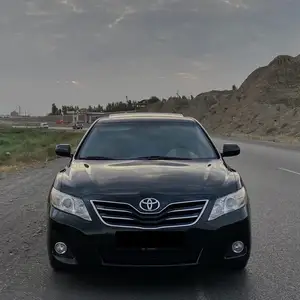 Toyota Camry, 2011