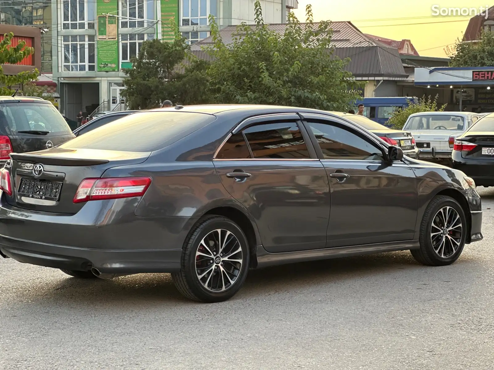 Toyota Camry, 2010-5