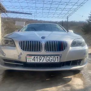 Бампер на BMW 2011