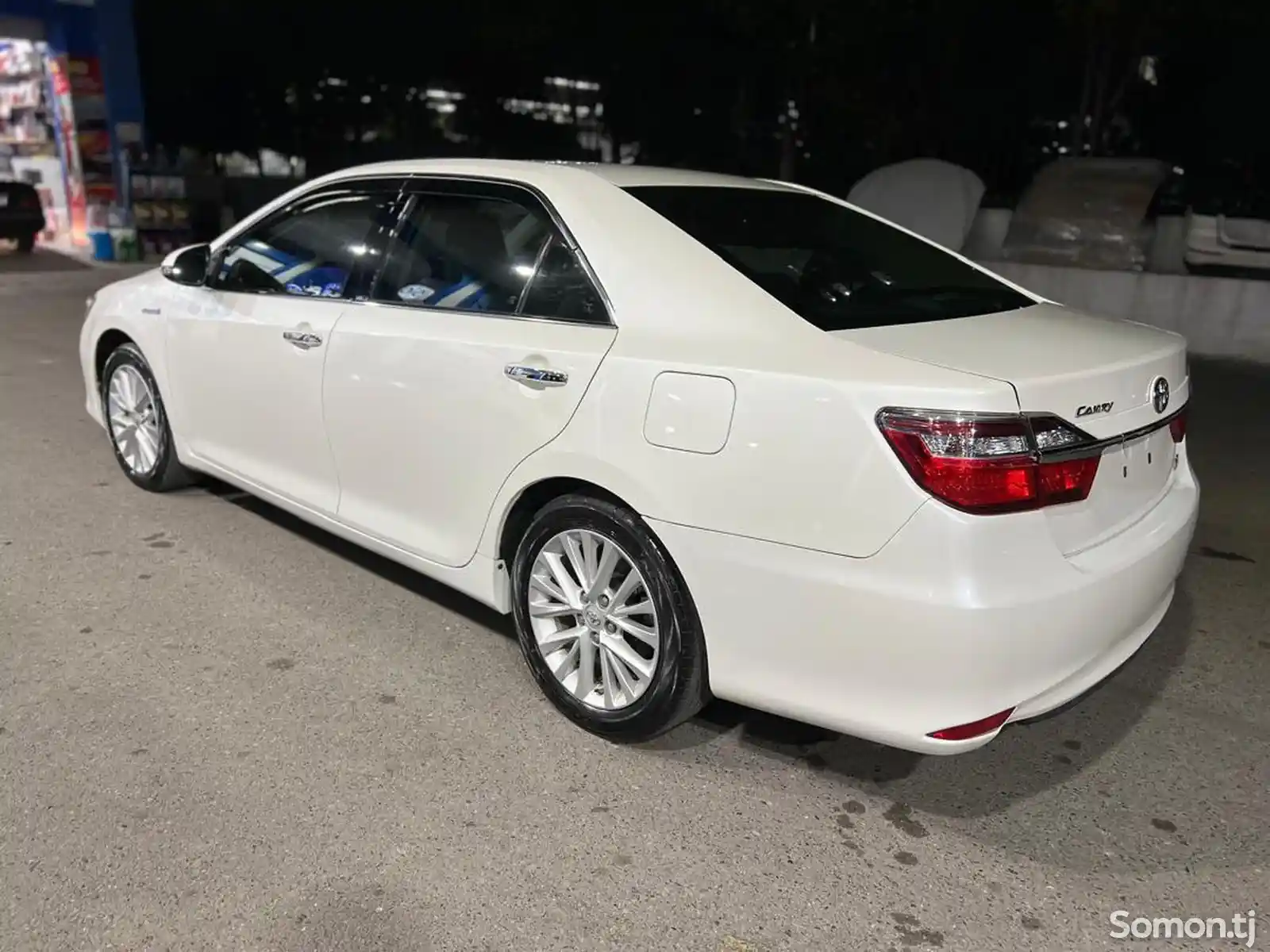 Toyota Camry, 2016-2