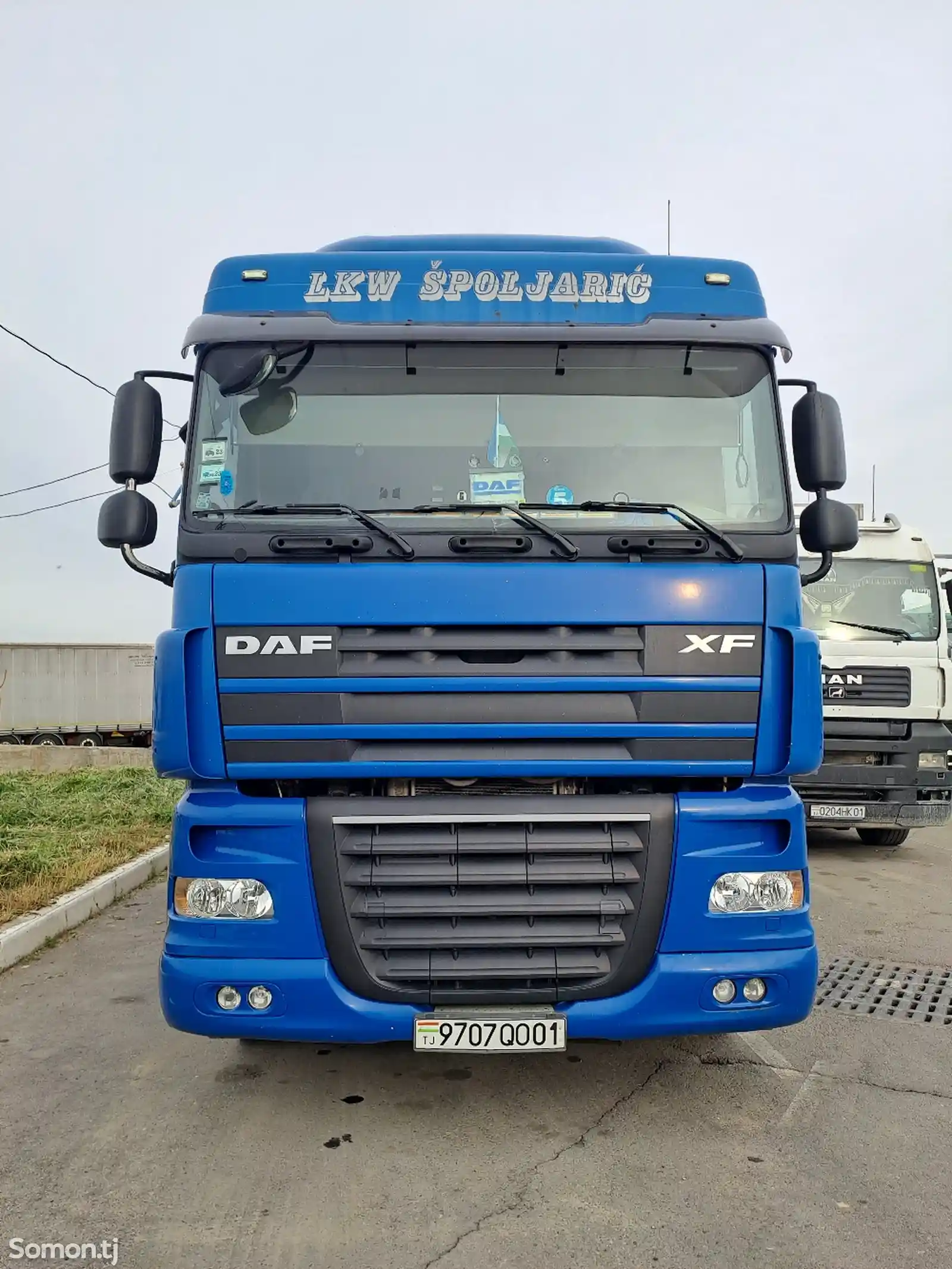 Грузовик DAF XF 105 410-4