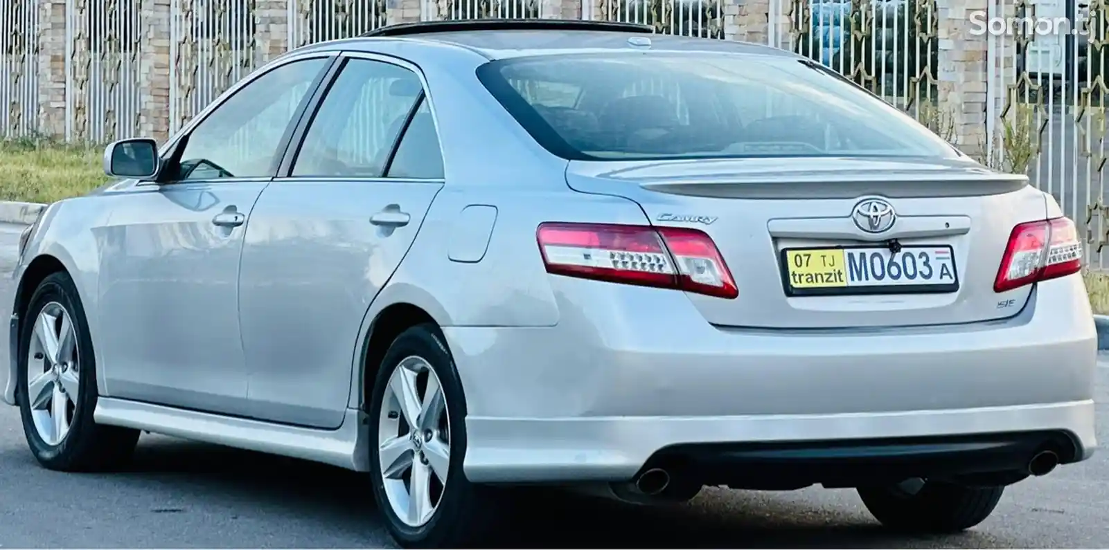 Toyota Camry, 2011-6