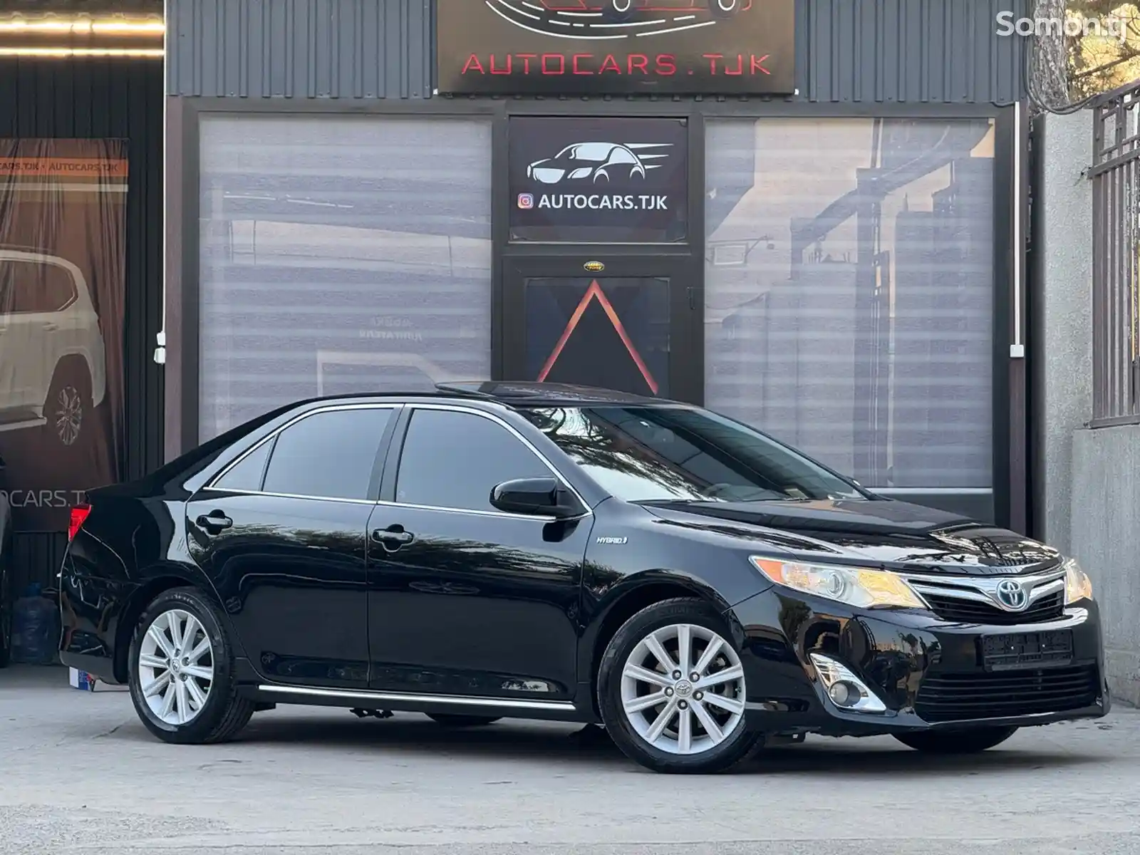 Toyota Camry, 2012-1