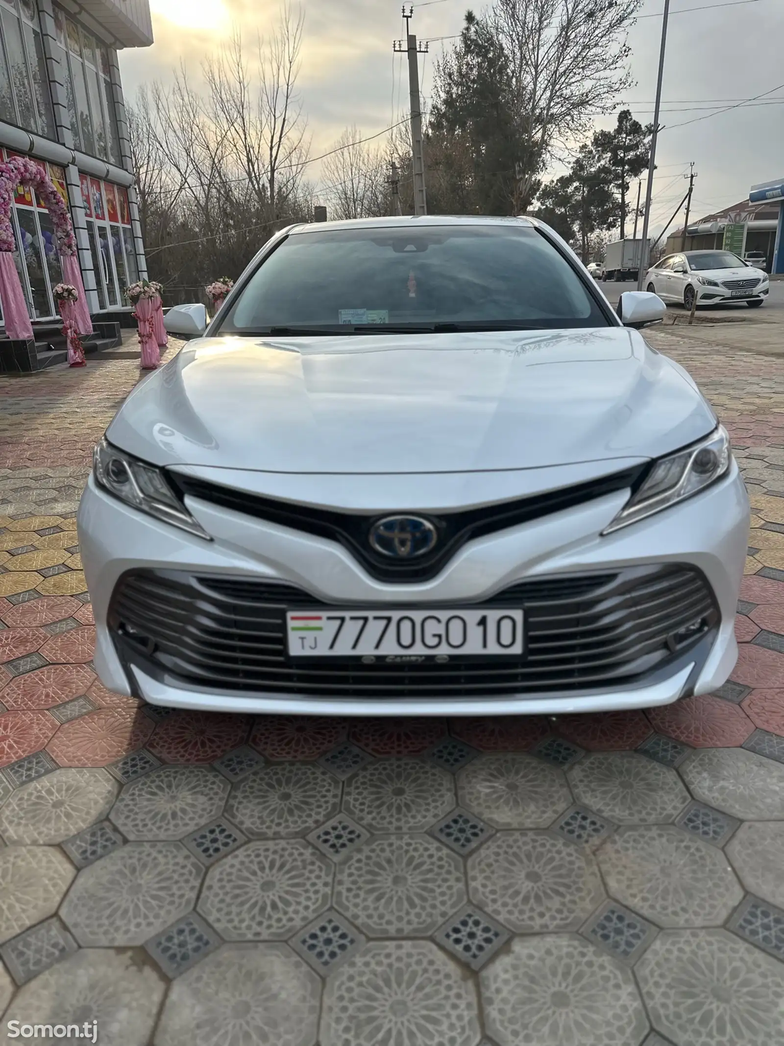 Toyota Camry, 2018-1