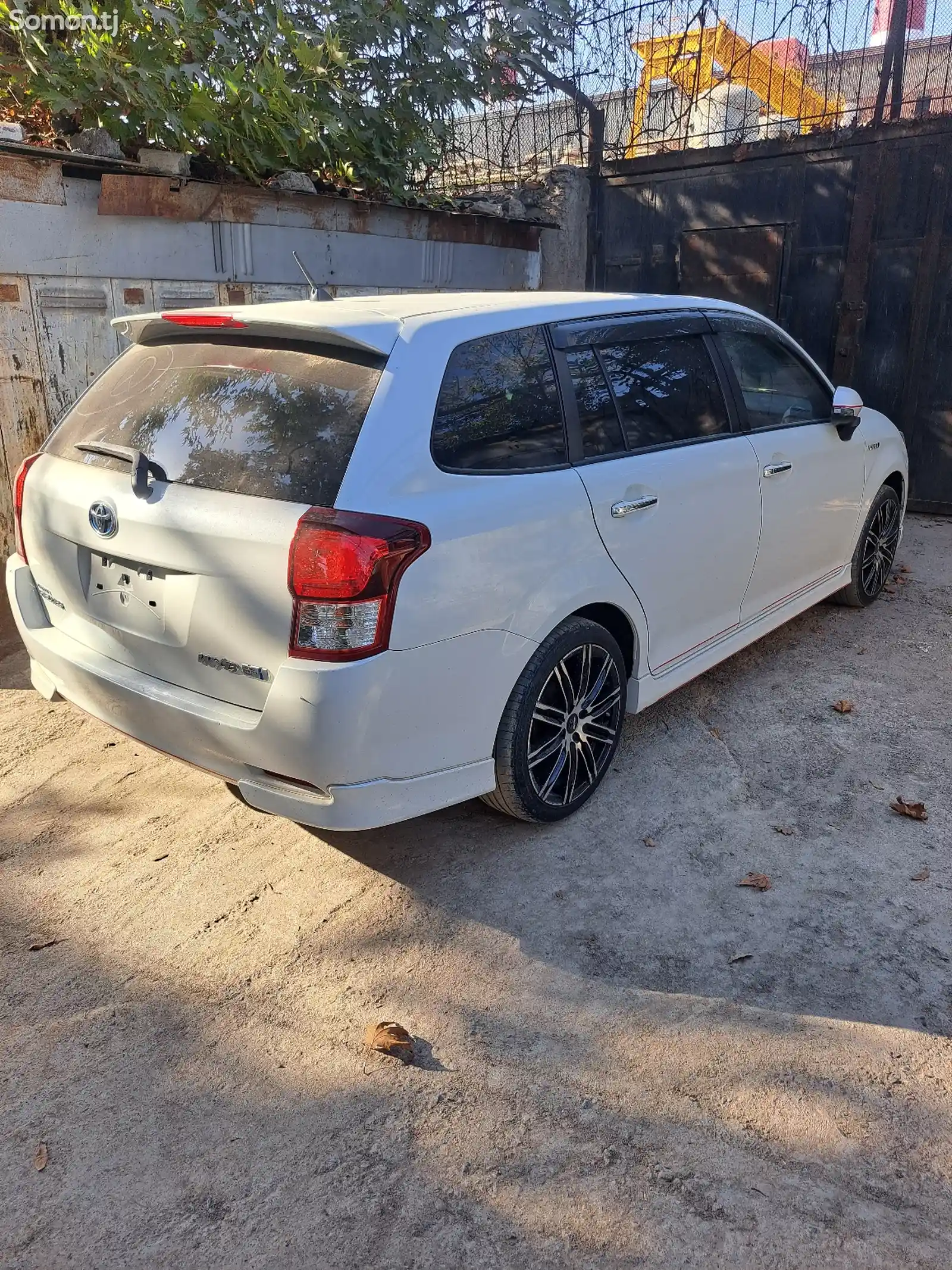 Toyota Fielder, 2014-4