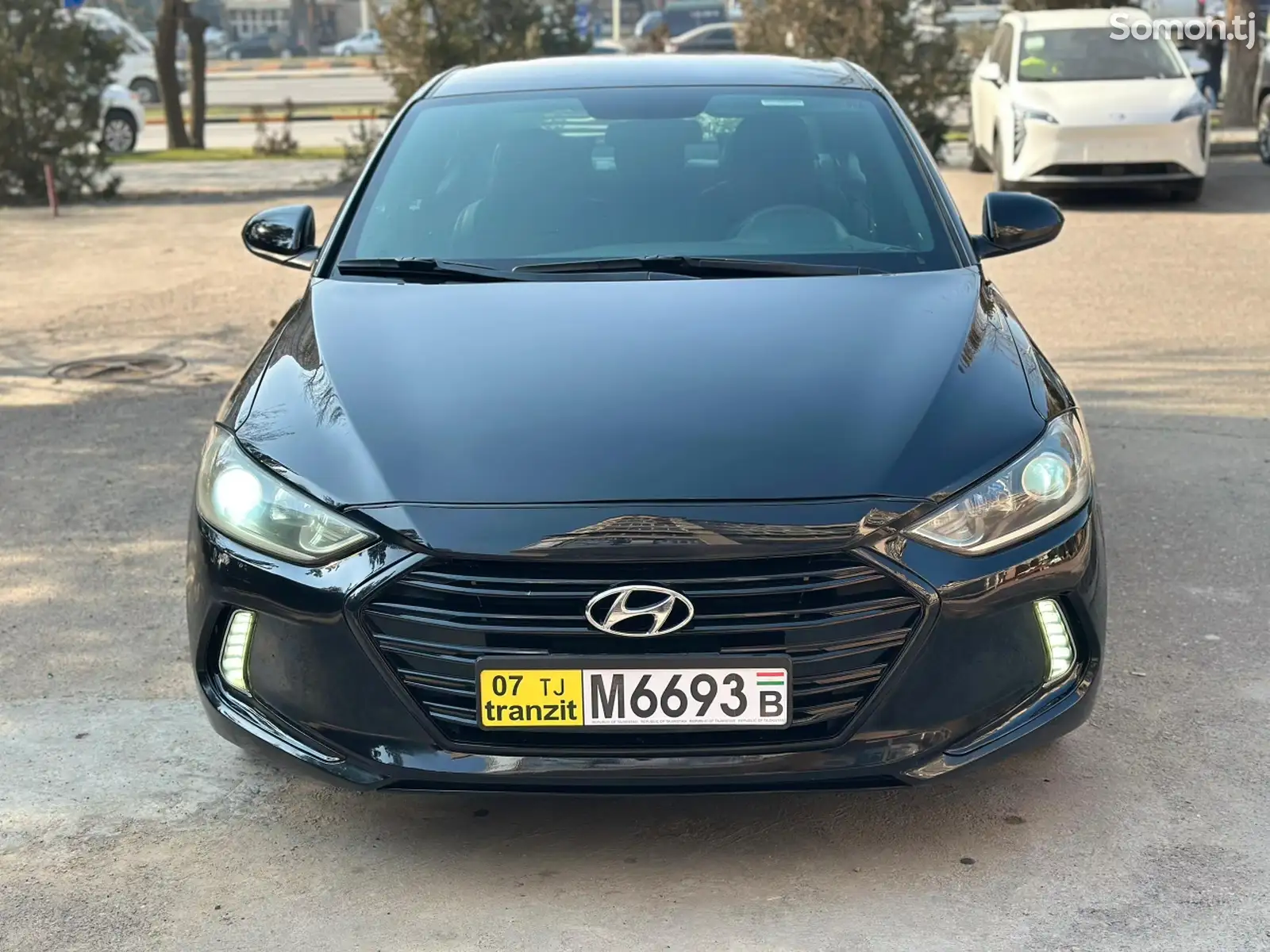 Hyundai Elantra, 2017-1