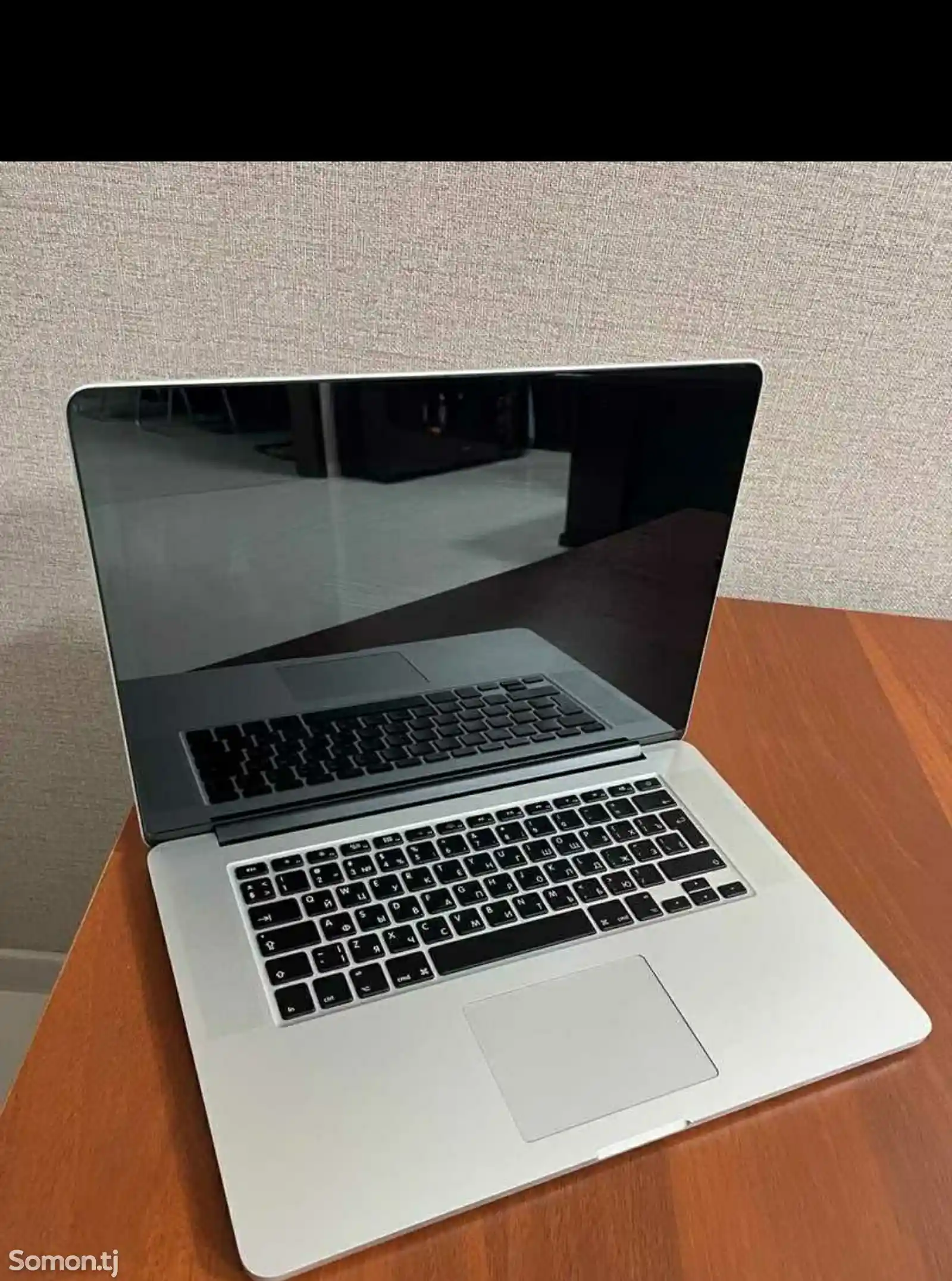 Ноутбук MacBook Pro 15- Core i7/16/256gb-2