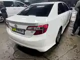 Toyota Camry, 2012-4