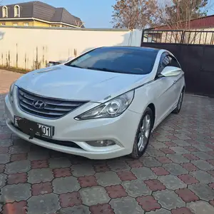 Hyundai Sonata, 2012