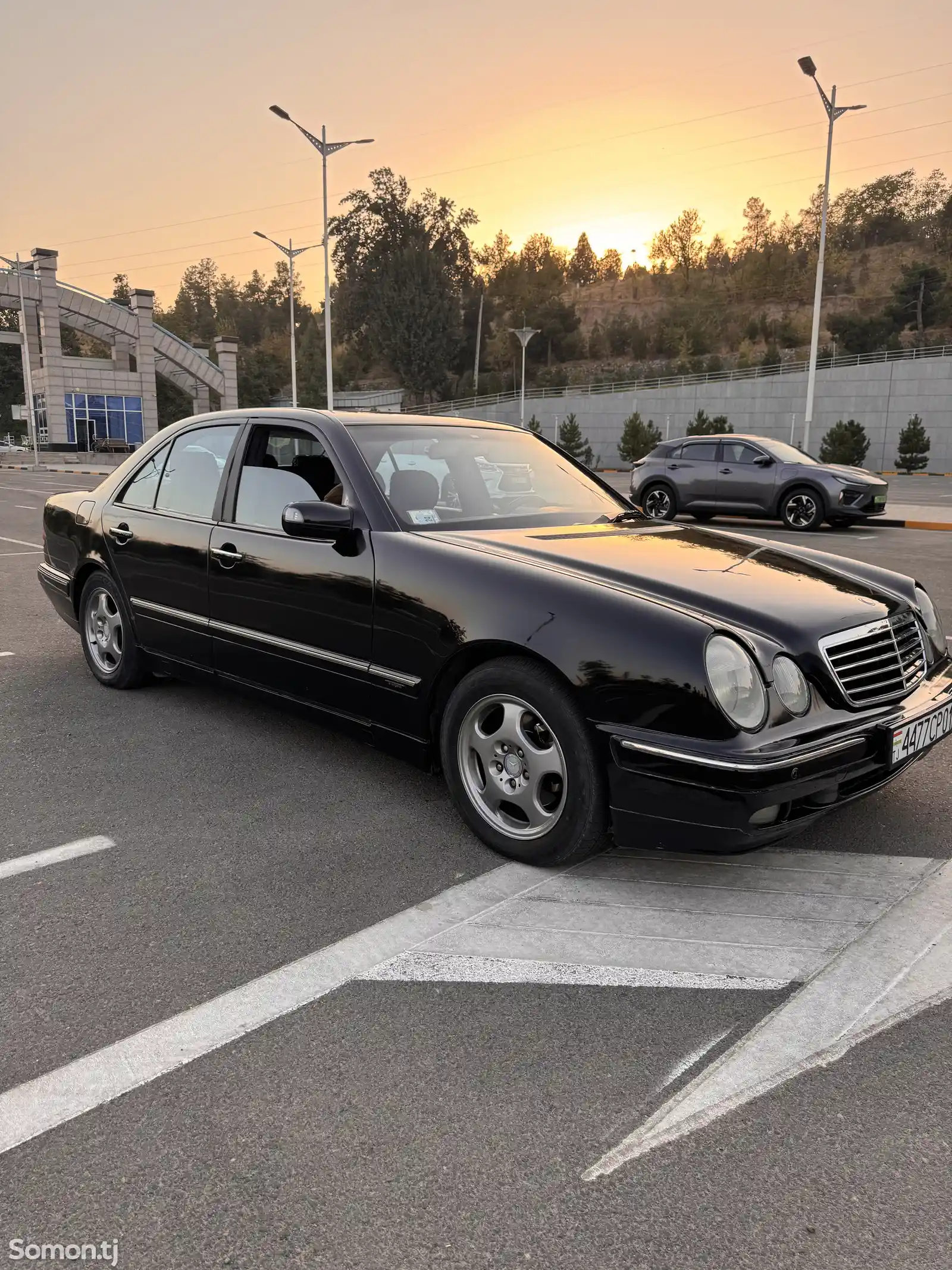 Mercedes-Benz E class, 2002-1