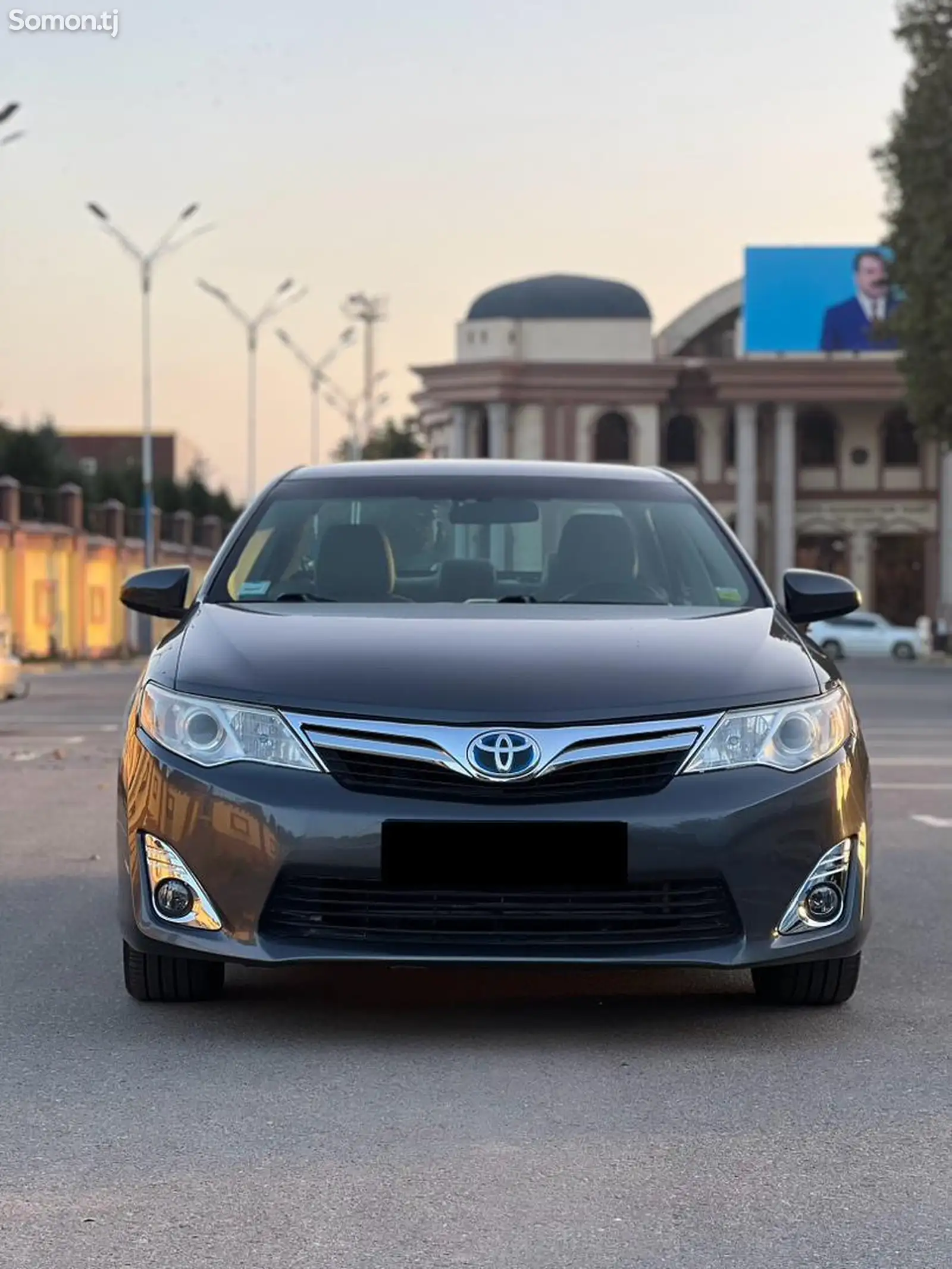 Toyota Camry, 2012-1