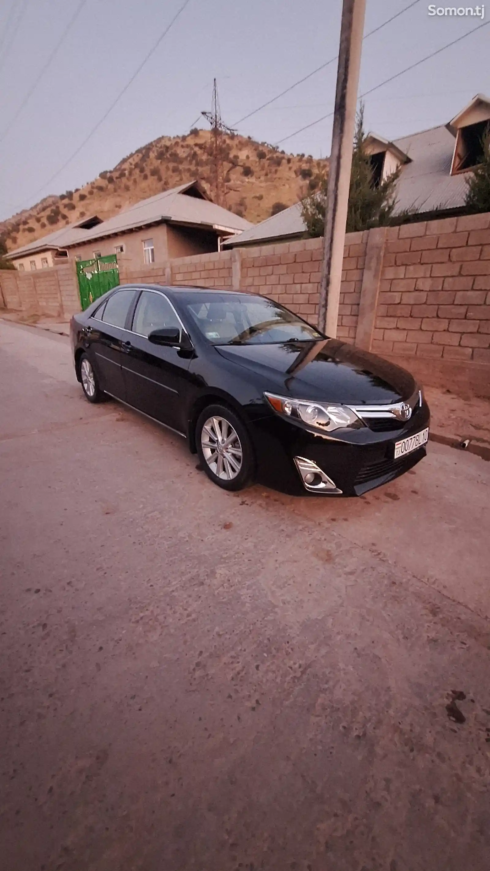 Toyota Camry, 2014-1