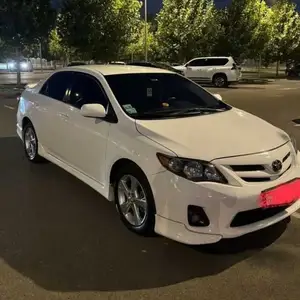 Toyota Corolla, 2013