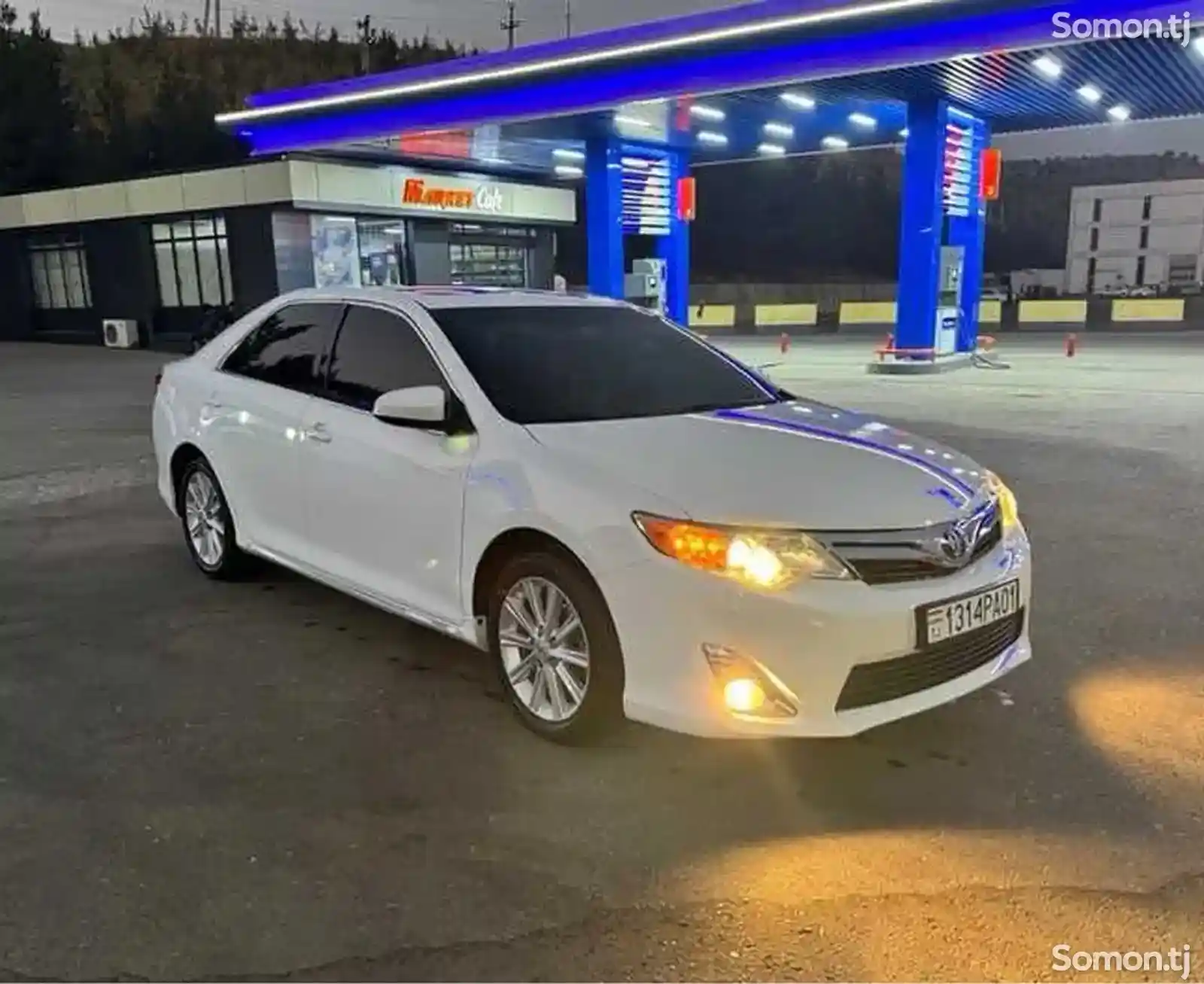 Toyota Camry, 2012-1