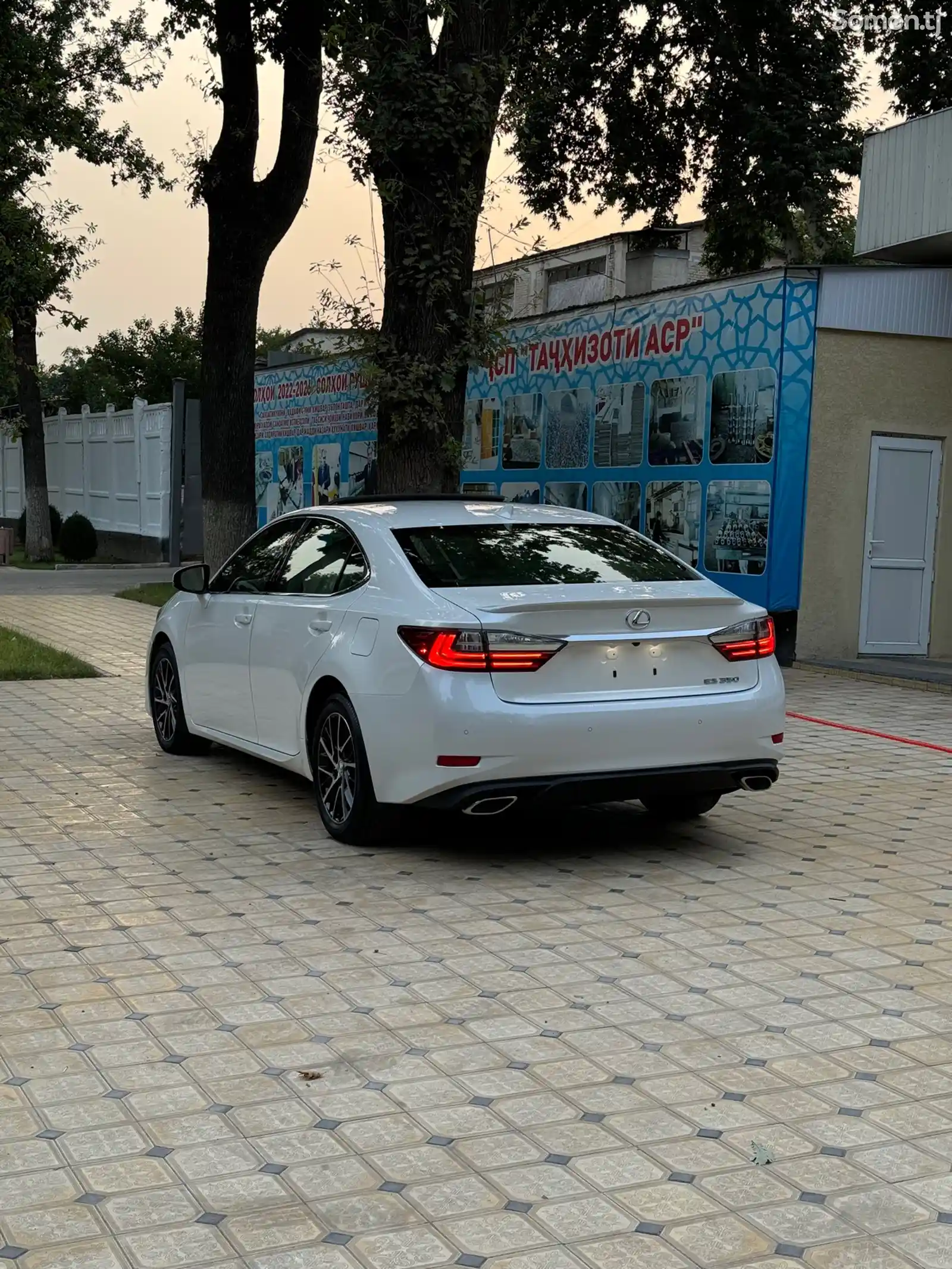 Lexus ES series, 2016-6