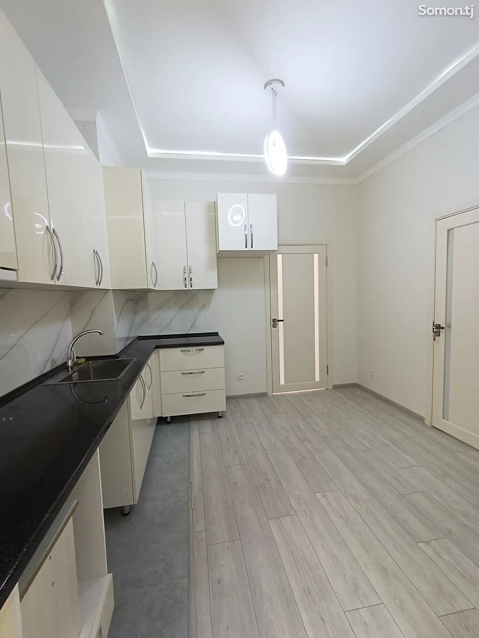 2-комн. квартира, 8 этаж, 60 м², 82мкр-5