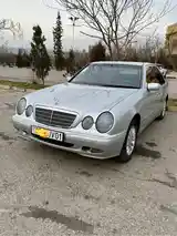 Mercedes-Benz E class, 2000-4