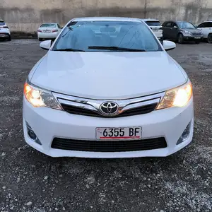 Toyota Camry, 2014