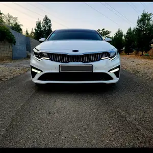 Kia Optima, 2019