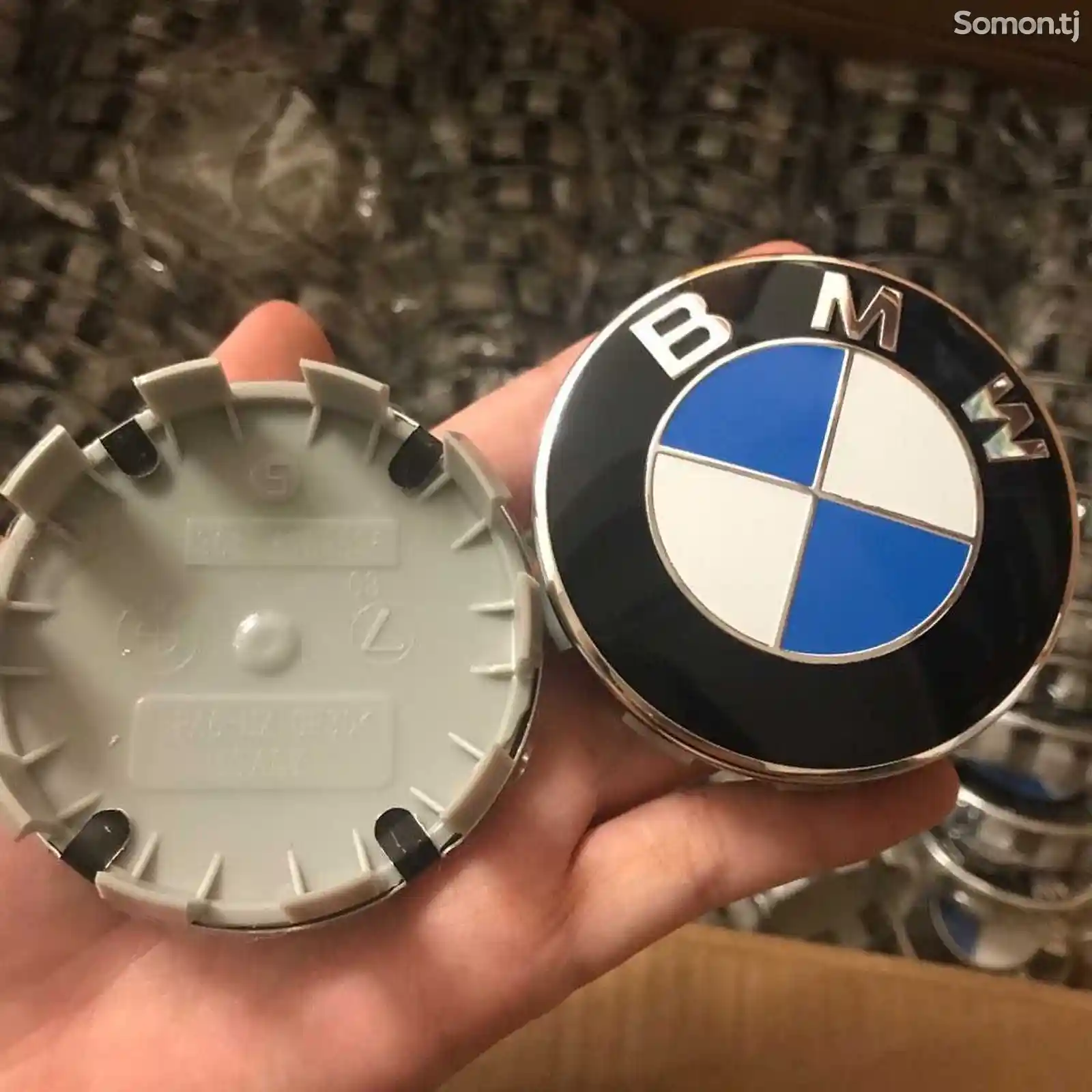 Эмблема BMW-7