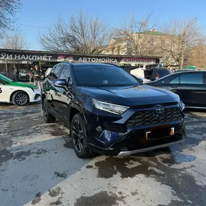 Toyota RAV 4, 2022