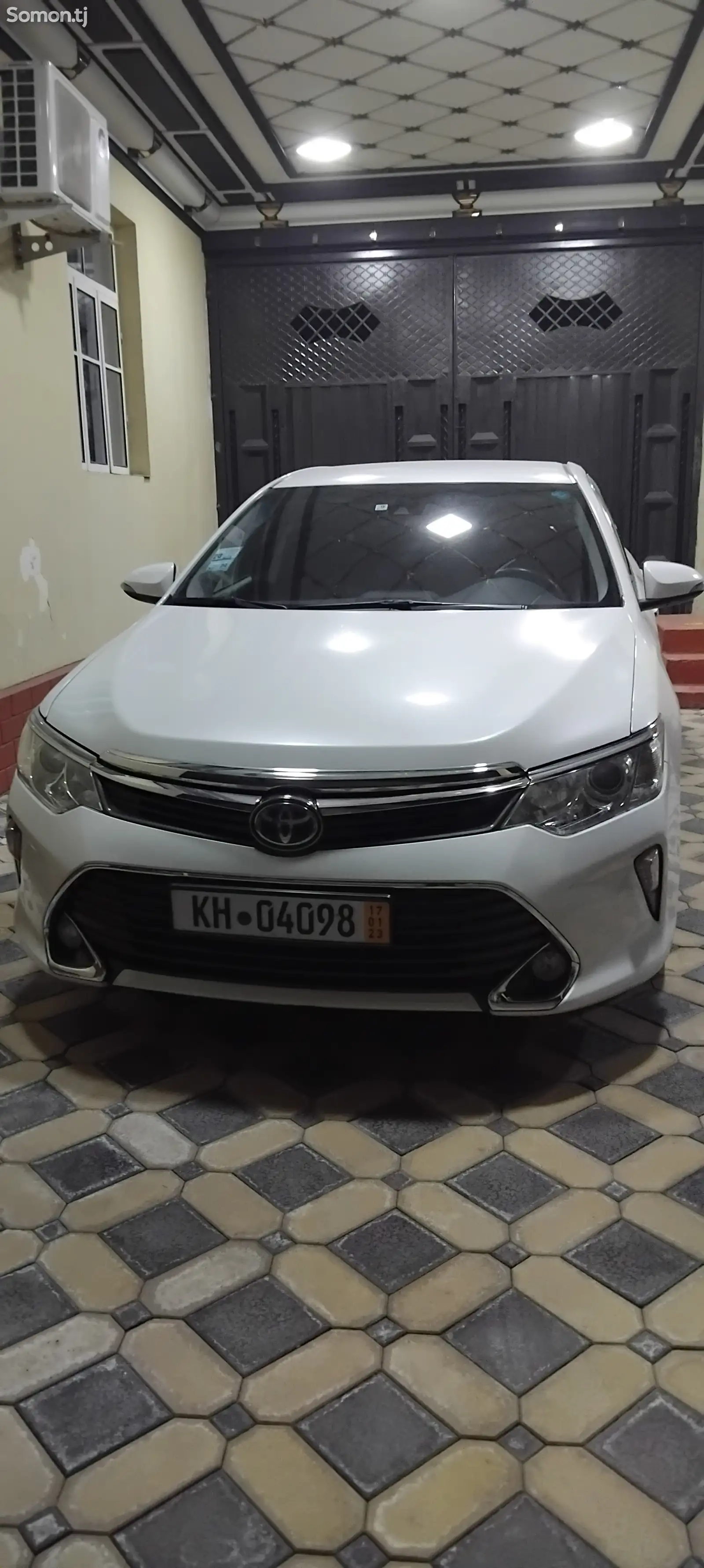 Toyota Camry, 2015