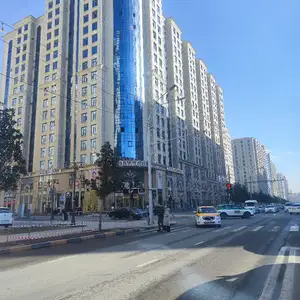 3-комн. квартира, 13 этаж, 82 м², шохмансур