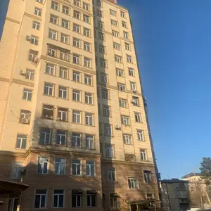 2-комн. квартира, 8 этаж, 62 м², 4мкр