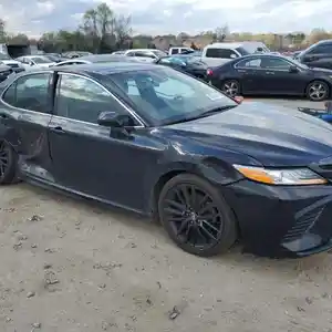 Toyota Camry, 2020