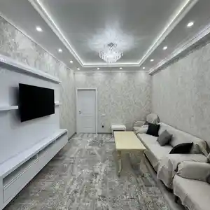 2-комн. квартира, 10 этаж, 65м², Шохмансур