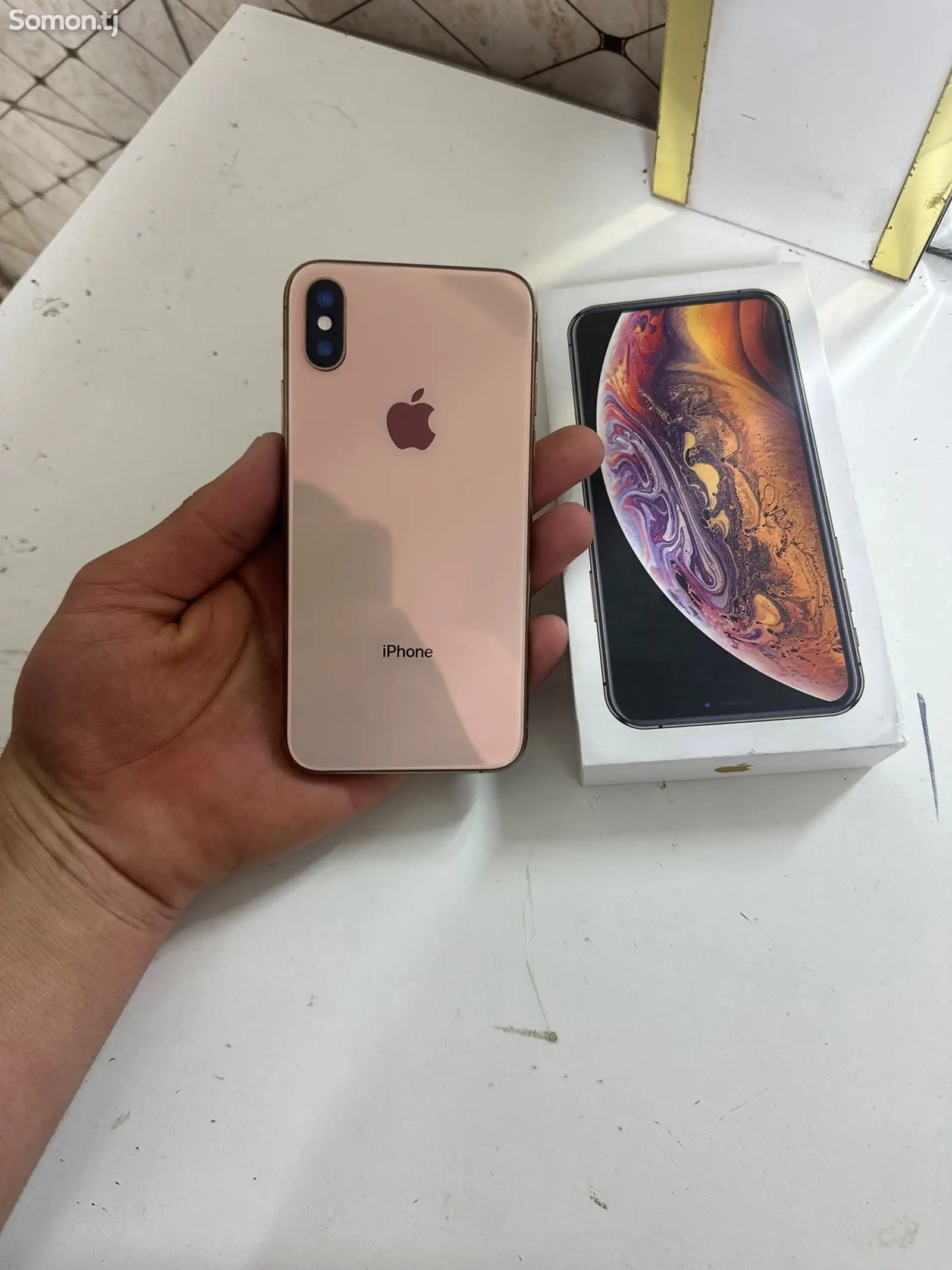 Apple iPhone Xs, 256 gb, Gold-1