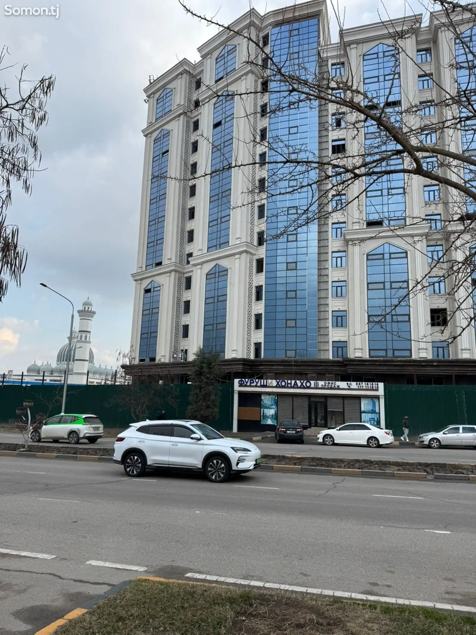 3-комн. квартира, 13 этаж, 65 м², Голубой экран-1