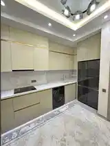 4-комн. квартира, 12 этаж, 113 м², Спартак-10