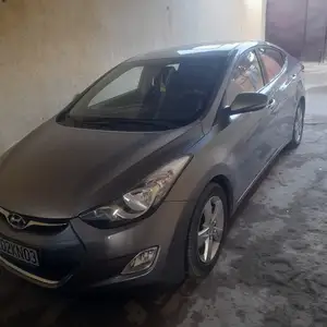 Hyundai Avante, 2010