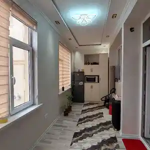 2-комн. квартира, 9 этаж, 60 м², Фирдавси