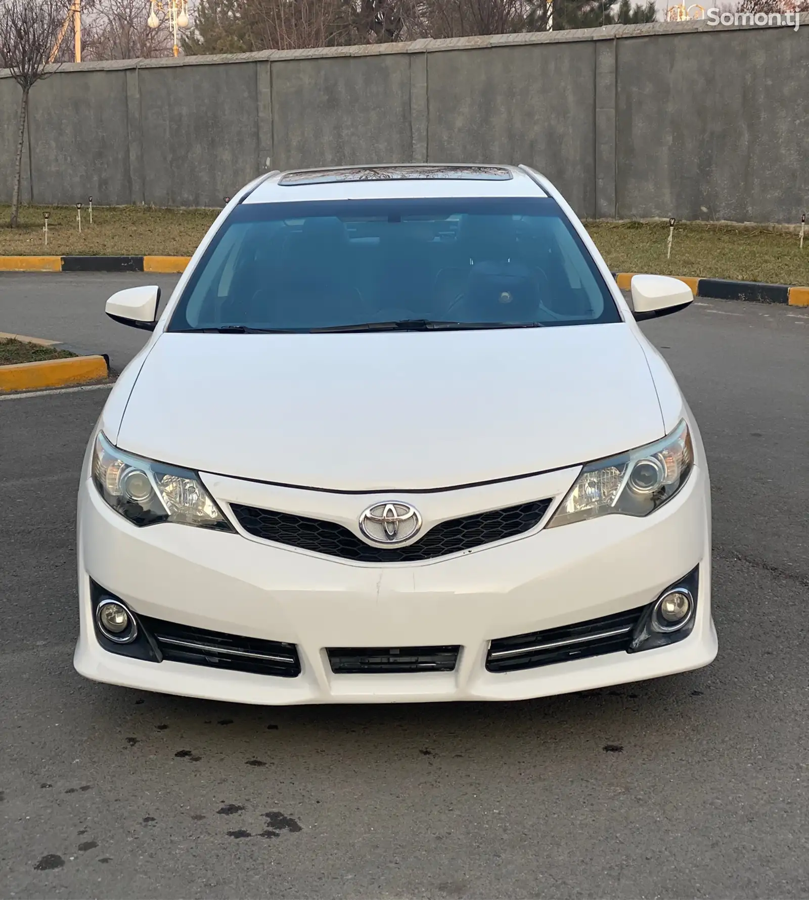 Toyota Camry, 2014-1