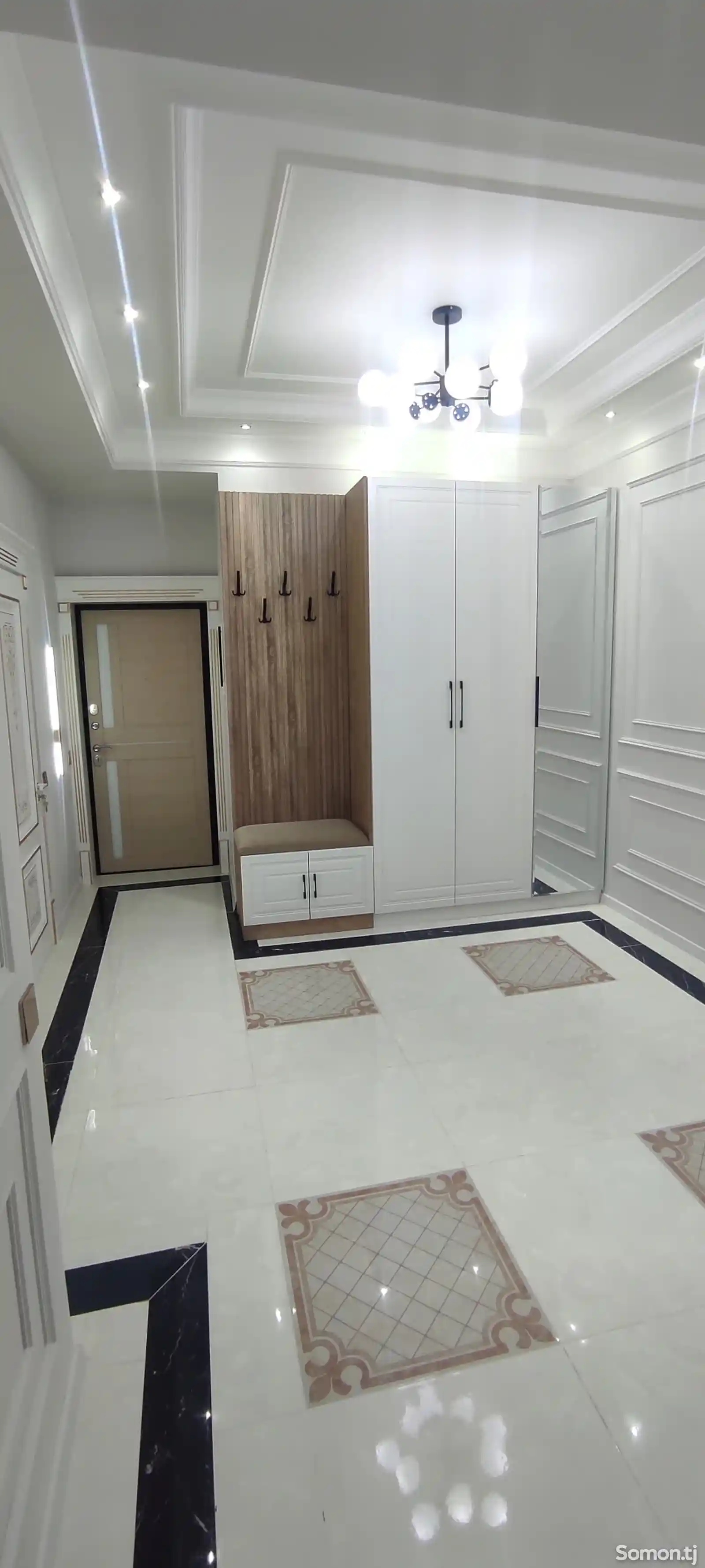 3-комн. квартира, 1 этаж, 90 м², Сино-3