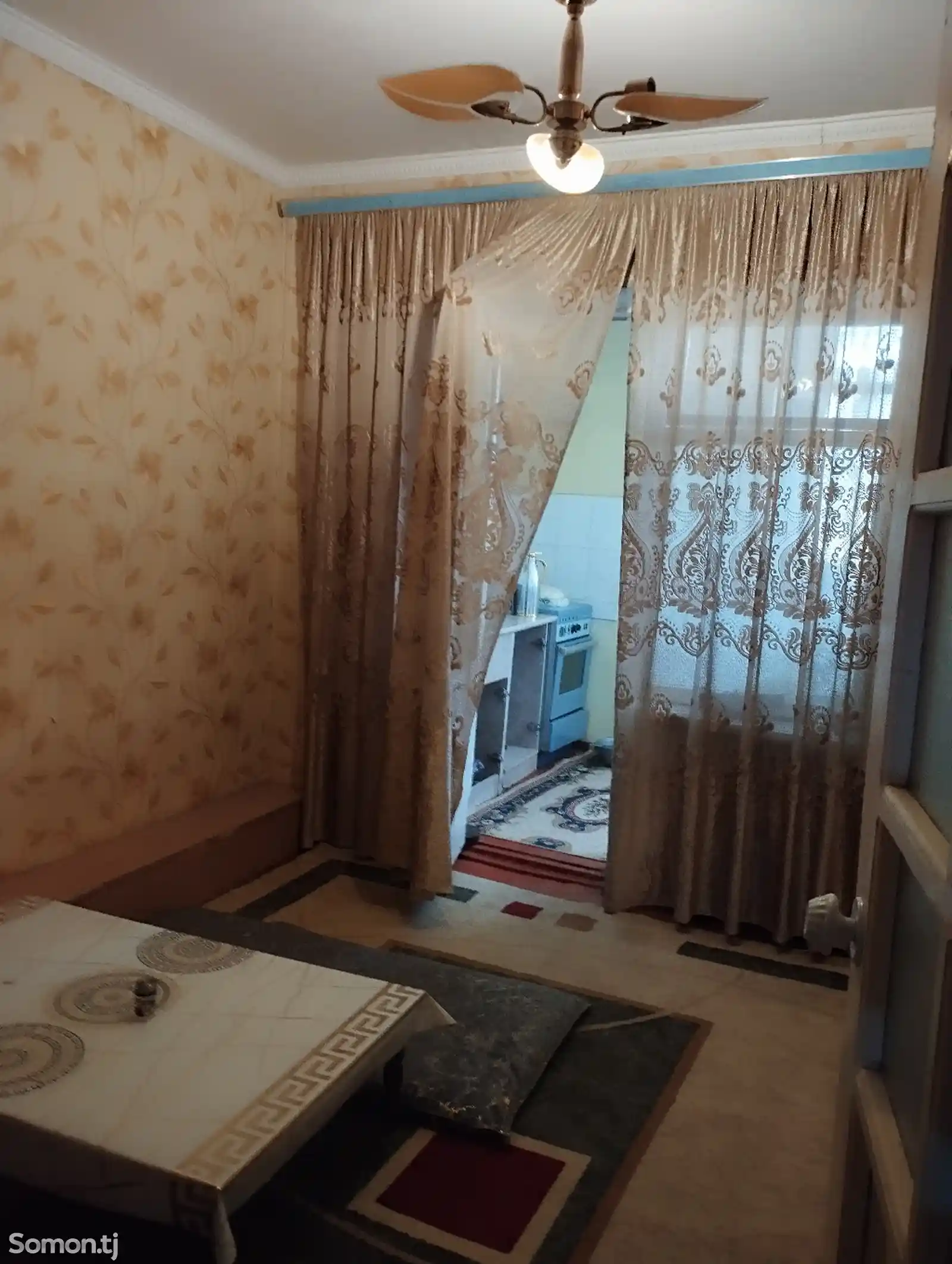 3-комн. квартира, 8 этаж, 90 м², поворот аэропорта-4