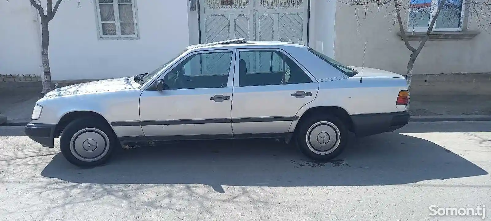 Mercedes-Benz W124, 1986-15