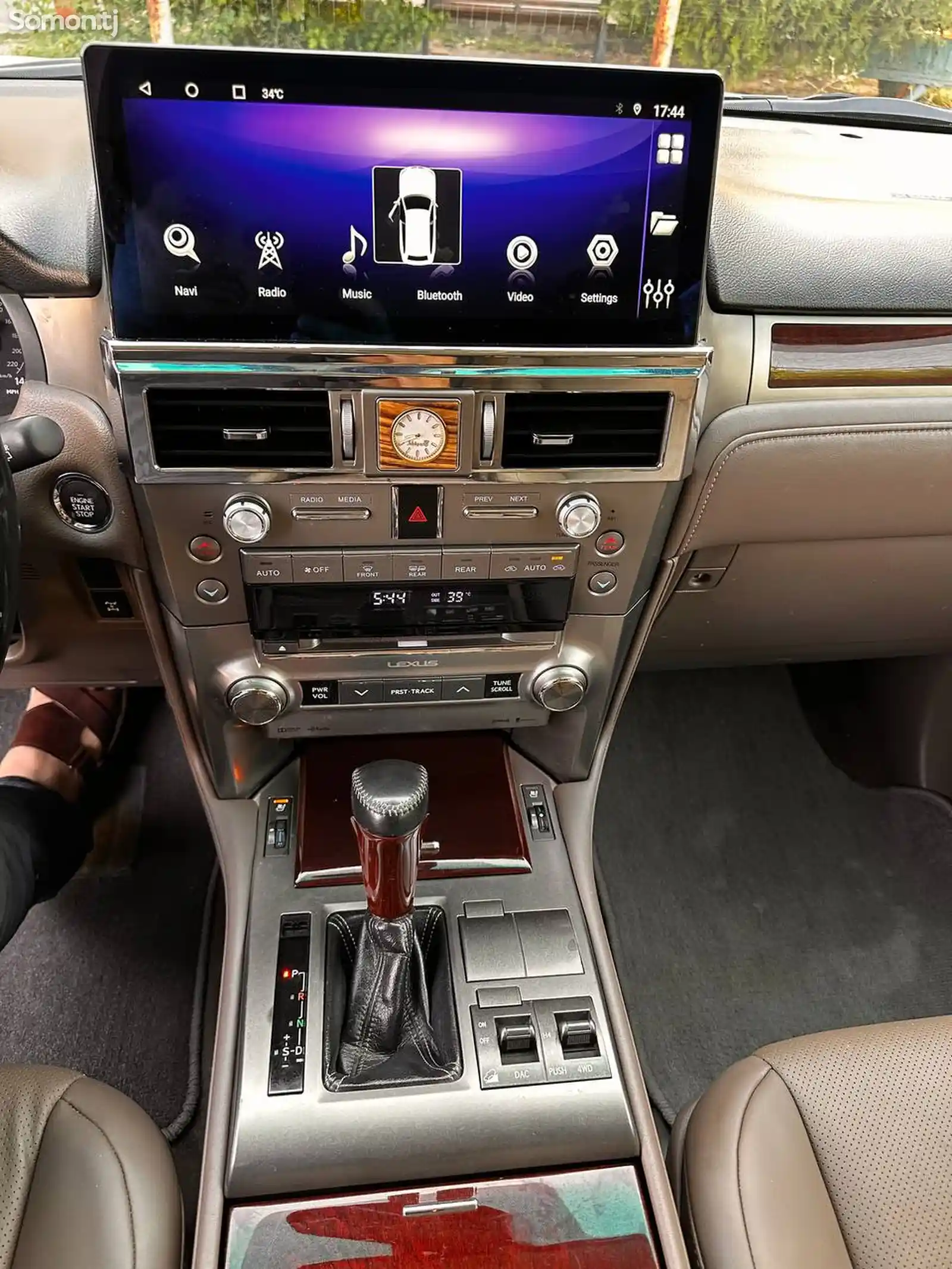 Lexus GX series, 2016-11