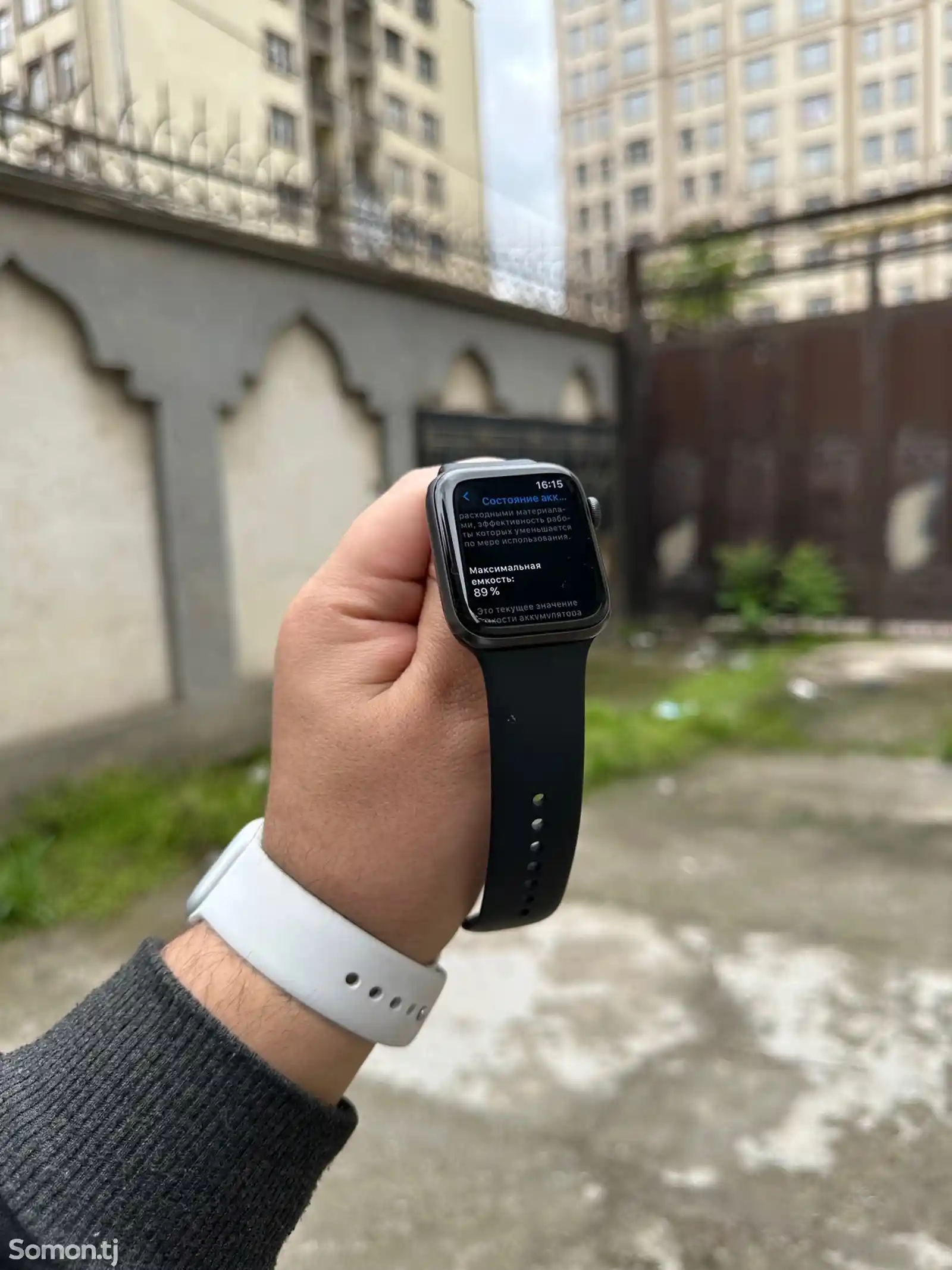 Смарт часы Apple Watch Series 5 44 MM-5